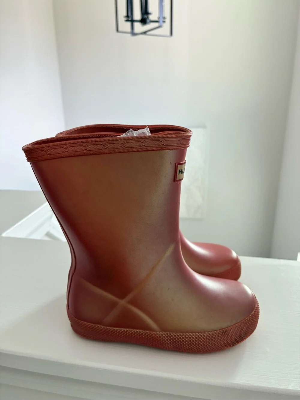 Hunter Kids Short Pearl iridescent Coral Waterproof Rain Boots. Size UK 6